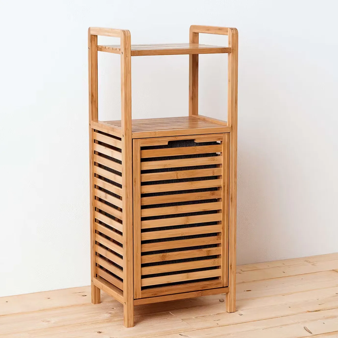 Butlers BIG BAMBOO Regal mit Wäschekorb- Badmöbel|Bad-Accessoires