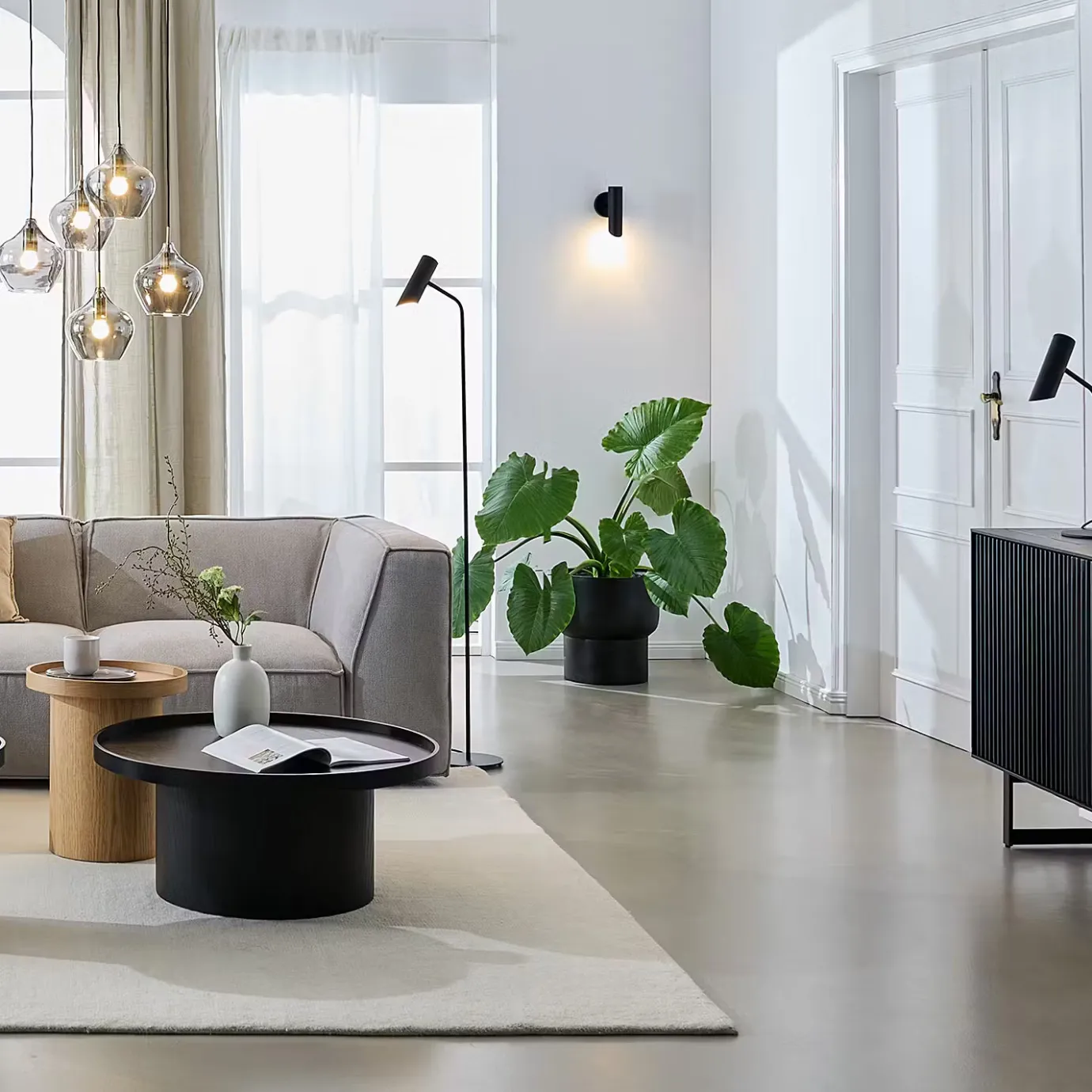 Butlers INSPYR Stehleuchte- Stehlampen