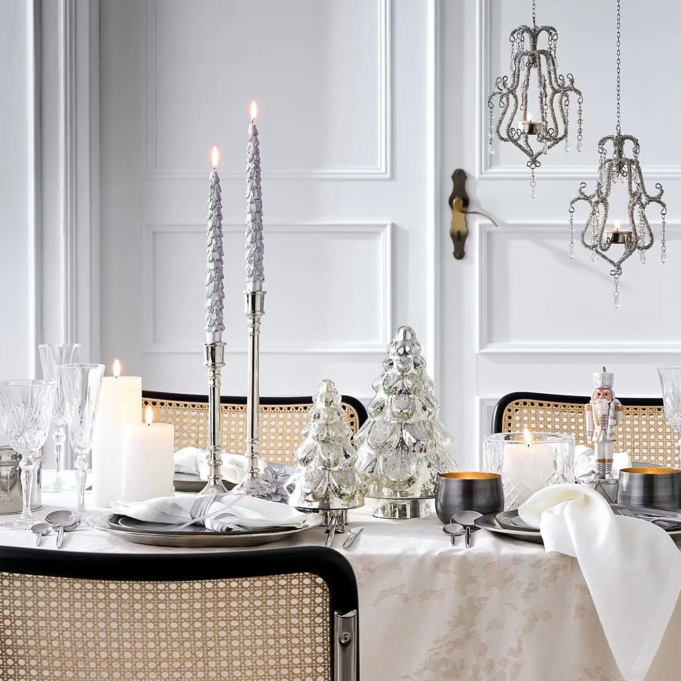 Butlers NORDIC LIGHT LED-Kerzen-Set 4-tlg.- Lichterketten